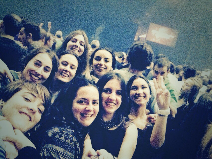 EneritzUrrutia's tweet photo. Atzo BEC-en!! @maitexo @iratitbarragan @leireju @uxunderte https://t.co/oqERx9FJlw
