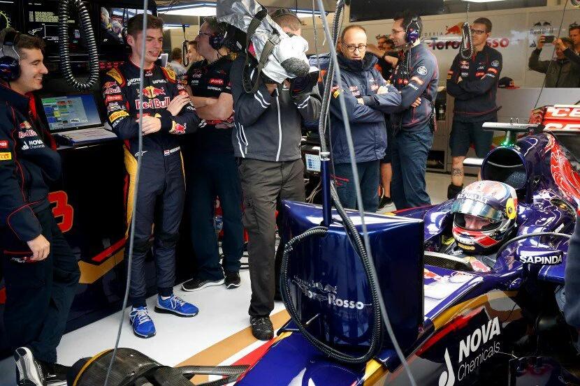 remco_v_eldik's tweet photo. @xevipujolar what did you think when #Jos got in the #STR10 still fit to replace his son #GOTOROROSSO https://t.co/gVNnSPjMJt
