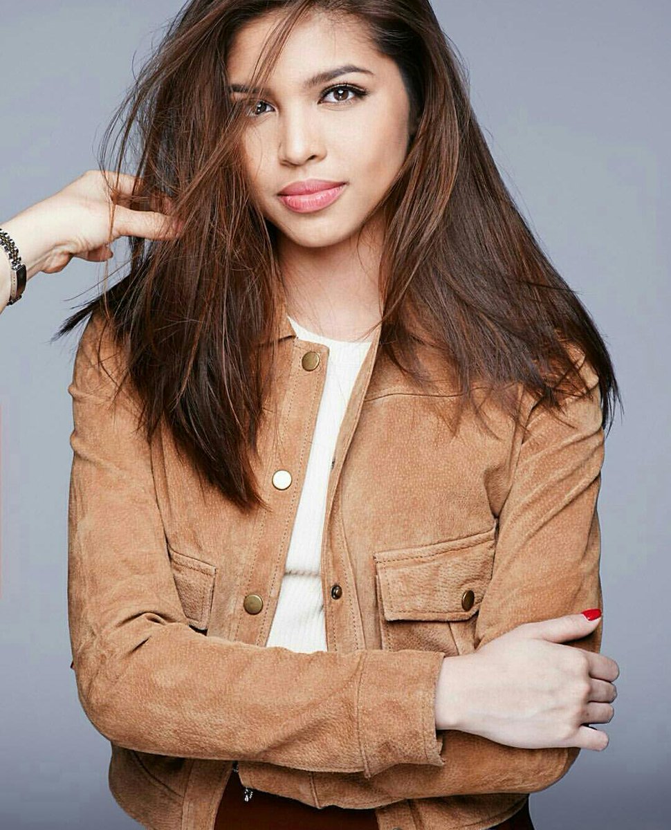 MAINEnatics_MNL's tweet photo. "They can imitate you, but they can't duplicate you." ❤
 #KMJS10 https://t.co/qloLPG2MEE