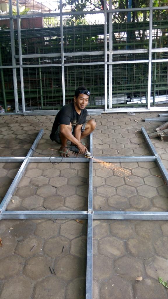 On proses canopy pesanan bu ita jalan golf