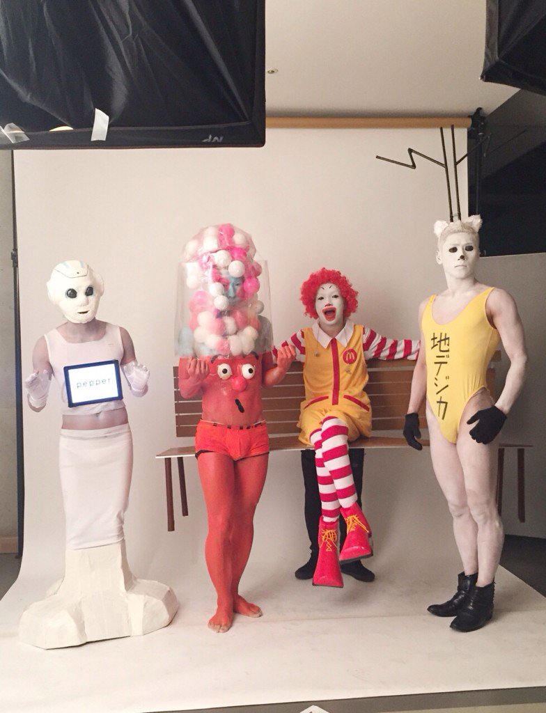 ゴールデンボンバーのハロウィン仮装 クオリティ高すぎて脱帽 15年10月26日掲載 ライブドアニュース