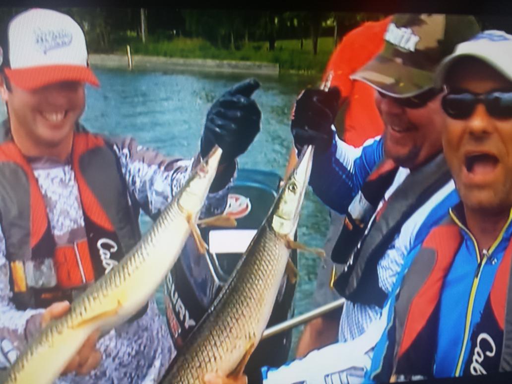 jdmlsdave's tweet photo. @jeffchisholm Gar Pike = FishTV episode of the year!! #GARBABYGAR #cottagefishingadventures https://t.co/Wv57gvSHNO