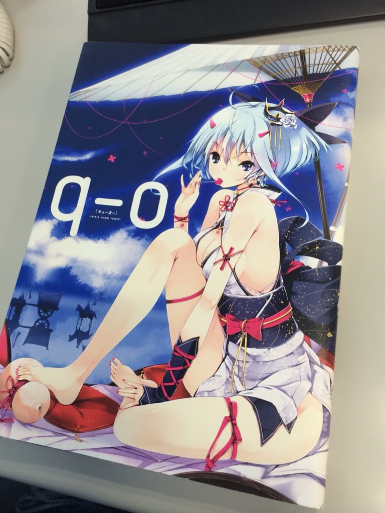 E 2編集部 E 2vol 72 16周年記念号 10月28日発売 Refeia先生の画集q O発売中です 先日デザイン担当の木緒なちさんとrefeia先生と共にお会いする機会があり 貴重なwサインを 頂きました Refeia先生のe 2連載作品 今回はめでたい赤 金の
