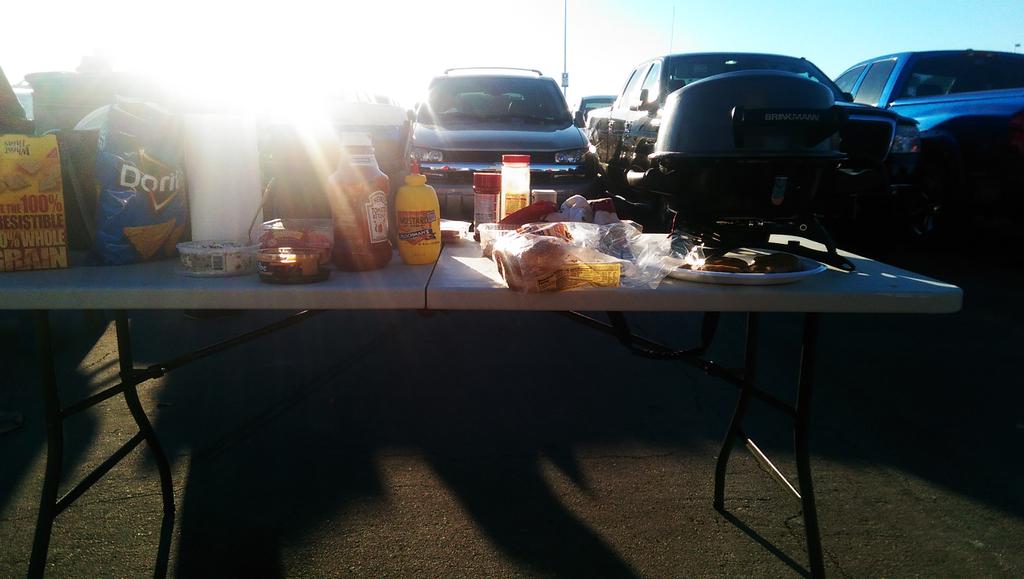 kd_jackson's tweet photo. #Chiefs cheeseburgers at 8 am...go Chiefs! https://t.co/GqUVtqJ837