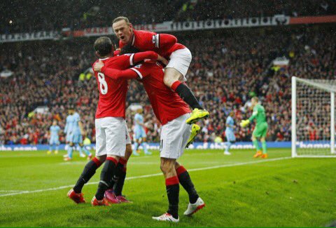 ManUtdStand's tweet photo. #GGMU #MUFC Lets Go Lads! https://t.co/pNwLoTYG6s