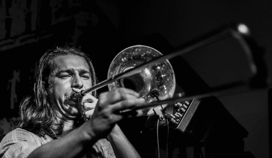 gangofthieves's tweet photo. A great photo of @natereit from #gangofthieves from #saratoga! #upstateny #mikeybryant #pho… https://t.co/LhIXIeoSYp https://t.co/4Y2ymN9vYh