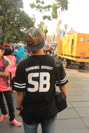 AriefAlhafiz's tweet photo. @ShiningBrightTM @ShiningBrightCo #SBS8 https://t.co/kbb2Cfe0ws