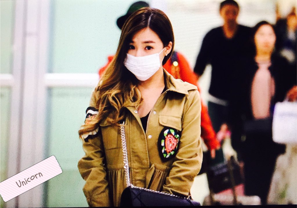 [PIC][25-10-2015]Tiffany trở về Hàn Quốc vào tối nay CSKxUJaVEAAlhVx