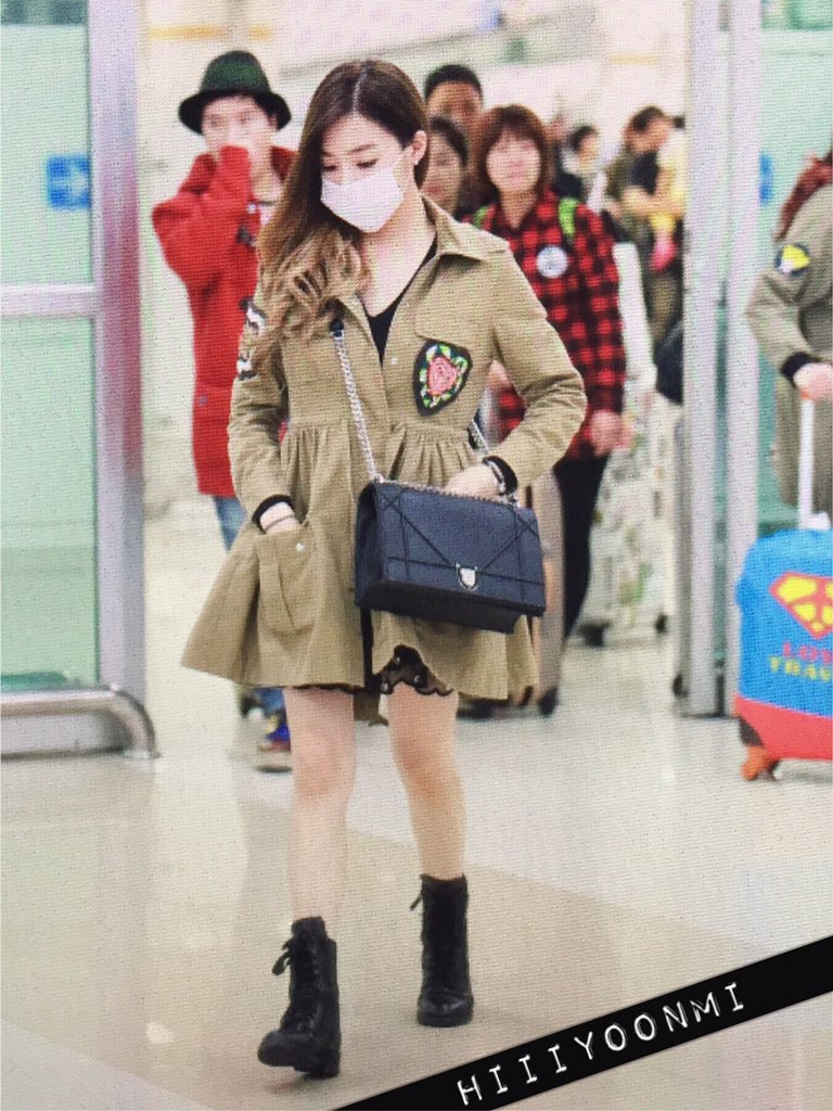 [PIC][25-10-2015]Tiffany trở về Hàn Quốc vào tối nay CSKyYavUsAETN08