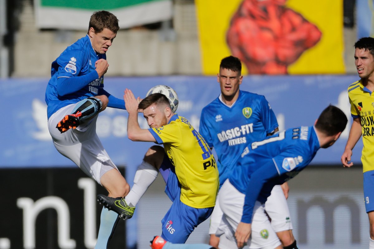 OmroepWestSport's tweet photo. IN BEELD: SC Cambuur - ADO Den Haag https://t.co/av25mWG47M #camado #ADO #DenHaag @SCCambuurLwd @ADODenHaag @lpl93 https://t.co/fWeMWQKovA
