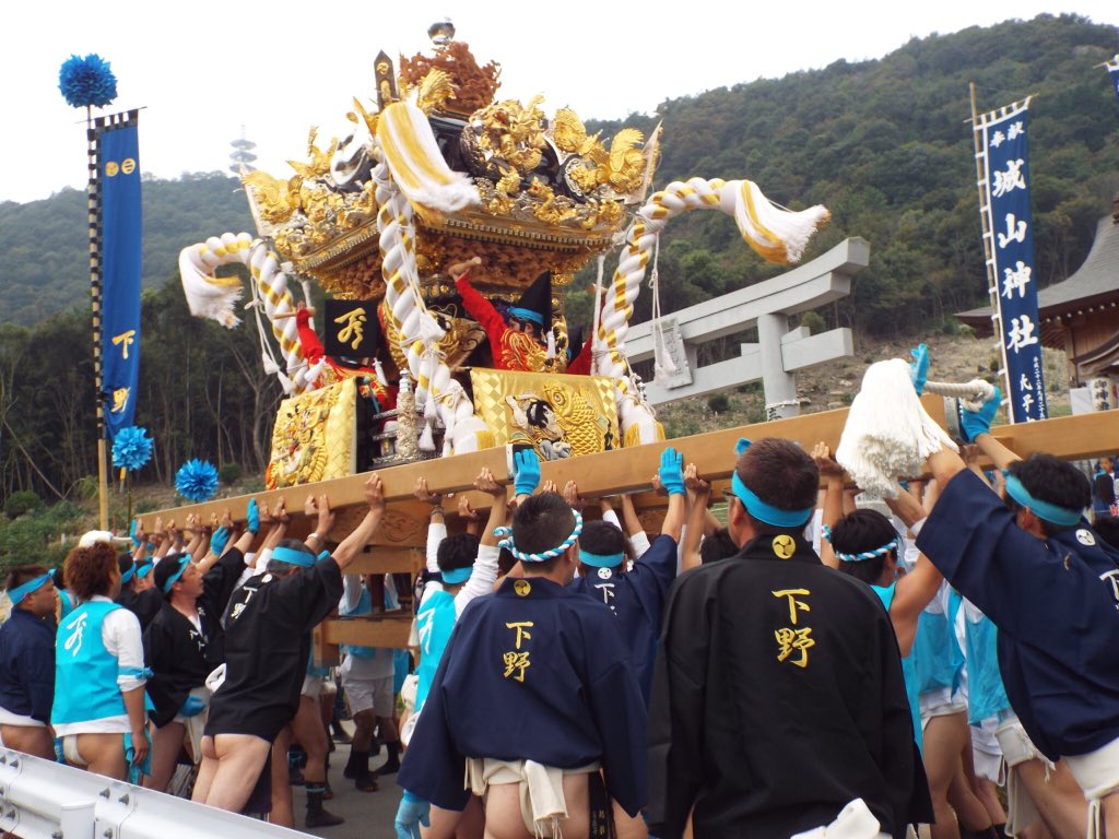 haryu44's tweet photo. 蒲田神社 秋祭り2015 当番町 下野 https://t.co/Ty6YvcmFqL