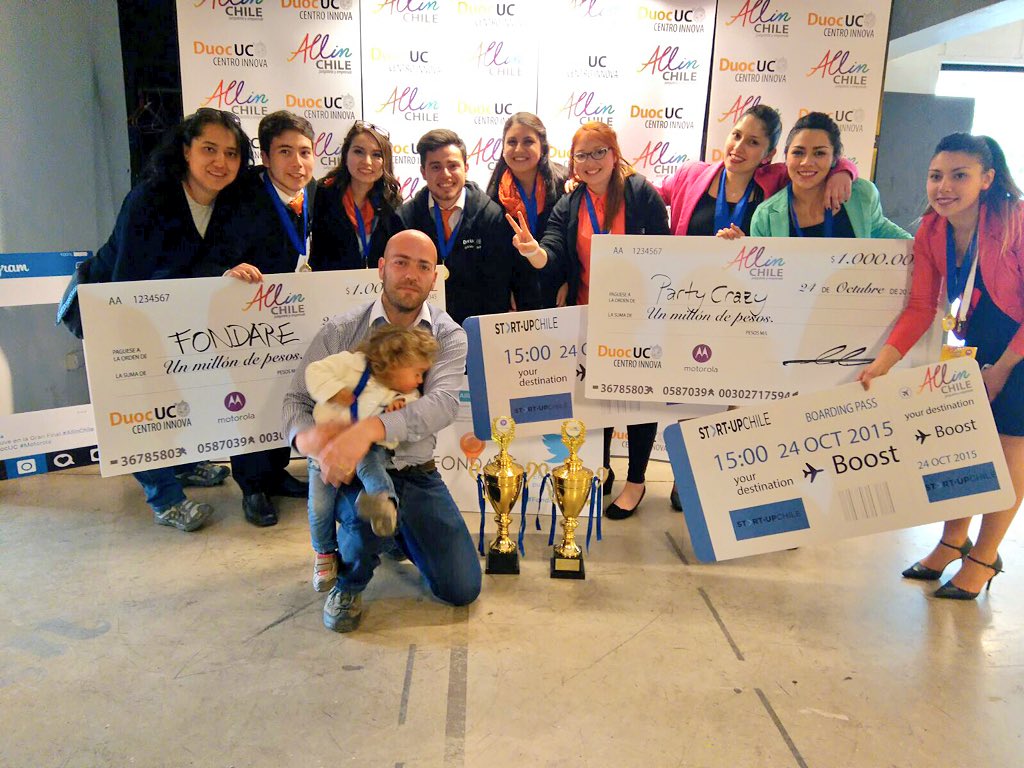 TrinidadGutirr2's tweet photo. Ganadores #AllInChile #PartyCrazy #Fondare @CentroInnova Somos los mejores 💪🏼👏🏼❤️😃 https://t.co/HgRunn4YGA