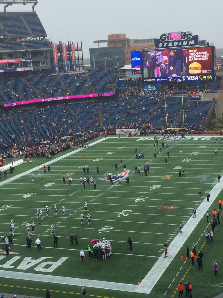 Sir_Fin_'s tweet photo. At the #patsgame https://t.co/qZQDZe8hbk