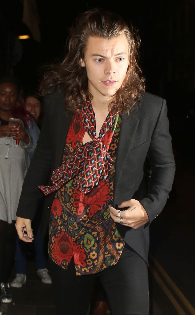 hesfeminist's tweet photo. RT QUE CABE #EMABiggestFans1D https://t.co/6IBRB875NY