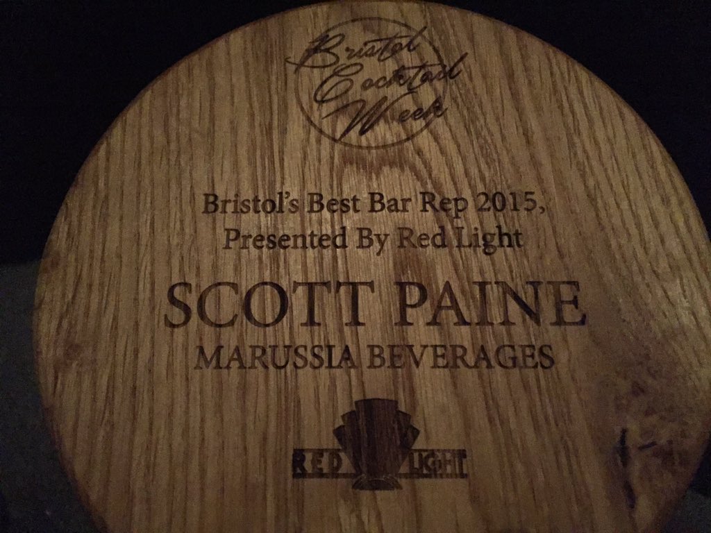 MBEVScottPaine's tweet photo. @BrisCocktailWk 's BestSpirit Distributor2015 @eauxdevieuk &amp; I'm delighted to receive Best Rep too!bThanks Red Light https://t.co/pucz2o2xYi