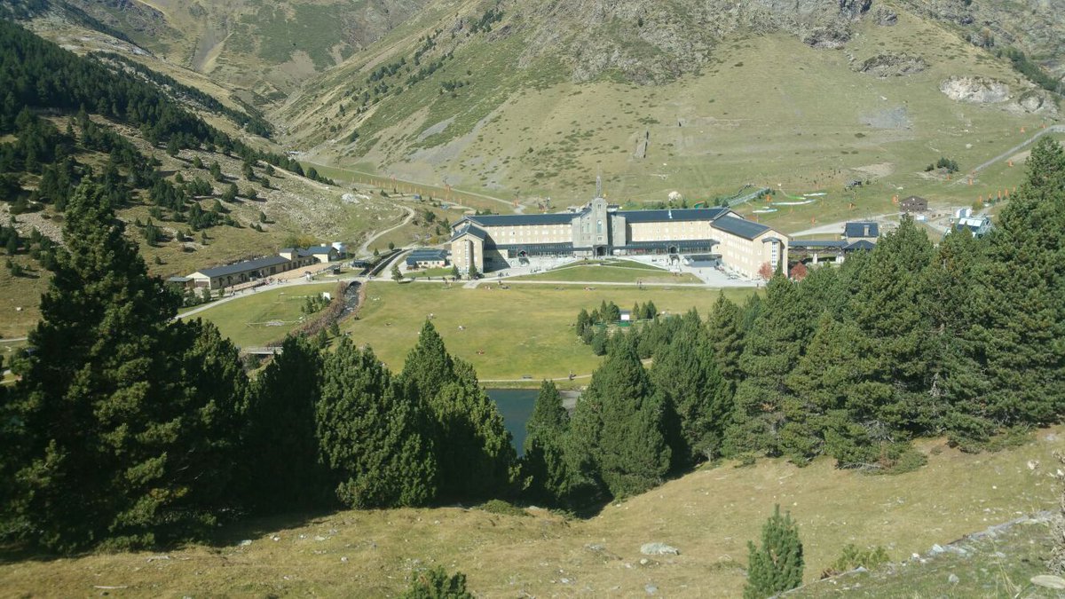 TripBus's tweet photo. Por tierras de la vall de Nuria https://t.co/zVqLJwuaMD