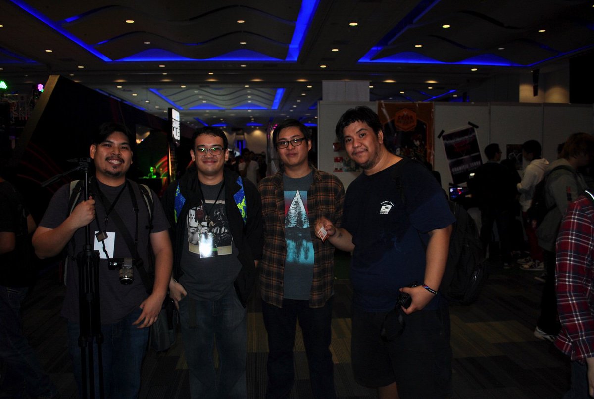 thefatwhales's tweet photo. Went to #ESGS2015 and met 2 cool dudes from @TooMuchGaming . https://t.co/8AviXWCYIm