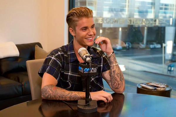 xbiebergrier's tweet photo. RT TO VOTE VOTEJustinBieberEMA #EMABiggestFansJustinBieber https://t.co/RxgrebsAdi