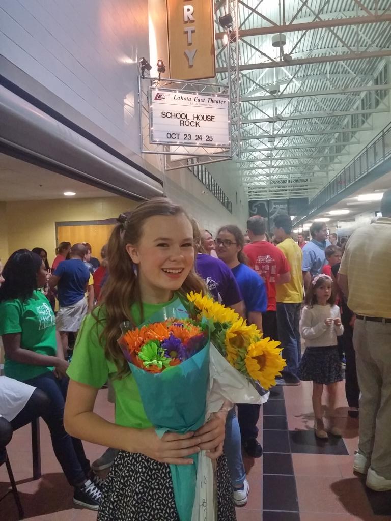 linnette131313's tweet photo. Last show today 😢 So proud of this amazing girl!❤👍🎶#schoolhouserock2015 https://t.co/iY4E5hKzcl