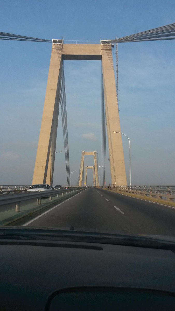 LudmilaReiner's tweet photo. Arrancó la formación de Practicante en #PNL  en la tierra del sol amado #Maracaibo gracias por tu receptividad!!! https://t.co/lWkKTc3LjK