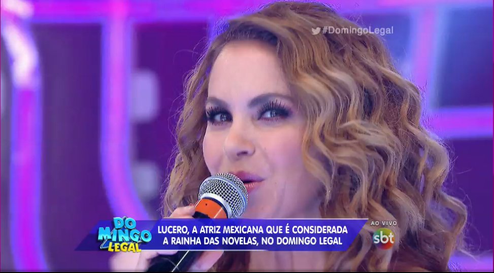EuSouSBTistaSBT's tweet photo. #SimplesmenteLinda!!
#DonaDesseAmor
#Lucero
#DomingoLegal https://t.co/dczXKBzfbH