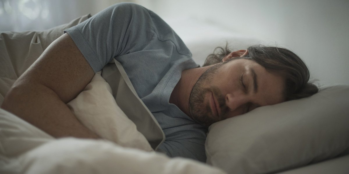 TheScope's tweet photo. 8 ways sleep can help (or hinder) your work https://t.co/kuNBQZ7VZU https://t.co/ReJxxc4Xgy