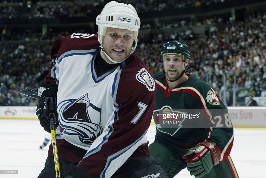 HistoryOfFights's tweet photo. The Colorado Avalanche acquired Greg DeVries from Nashville for a 3rd Rd Pick in 1999.  10.25.98 #HFH #SolidDman https://t.co/3oigjyhPU7