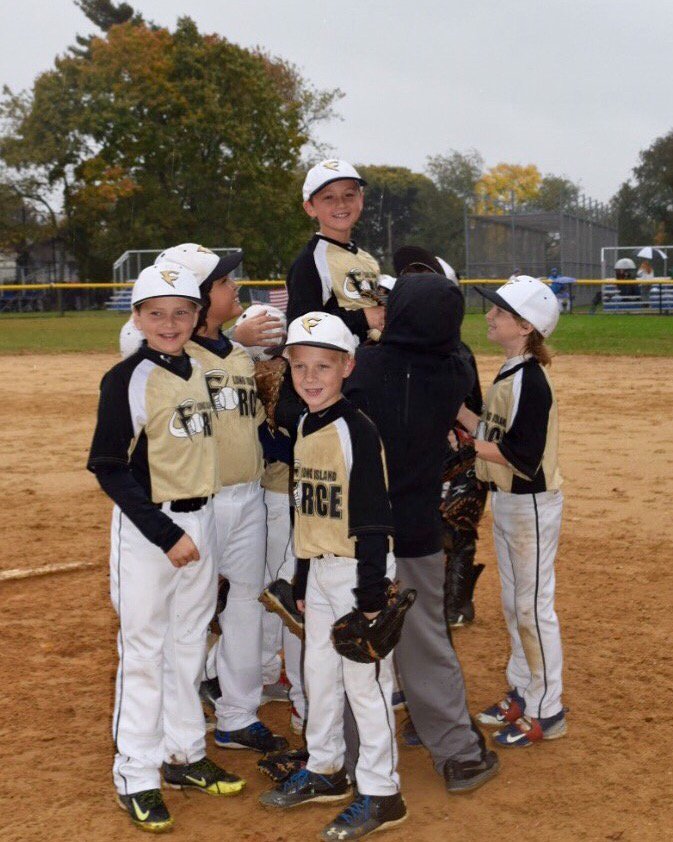 LI_Force's tweet photo. Aidan calandra for the 9u force throws a perfect game to take them to the championship....great job Aidan #goforce https://t.co/rdaUVlybhG