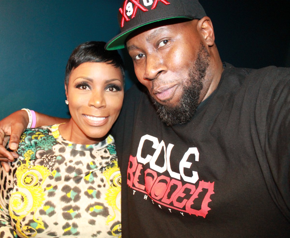 IAMDJSKNO's tweet photo. @sommoresofunny The Love You Showed Last Night In #DaytonOhio Was Amazing #RealDealTour #Coredjs  Salute Thank You! https://t.co/1j9EKgvhAM