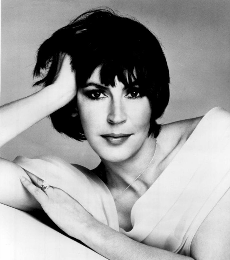 Happy Birthday. Helen Reddy. 