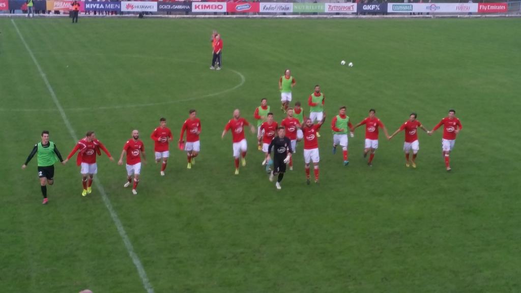 VareseC's tweet photo. È finita! Il #VareseCalcio si impone 2 a 1 contro l'Arconatese. Reti di #Becchio e #Giovio!

#insiemesiamograndi https://t.co/eIXnhaqPZ7
