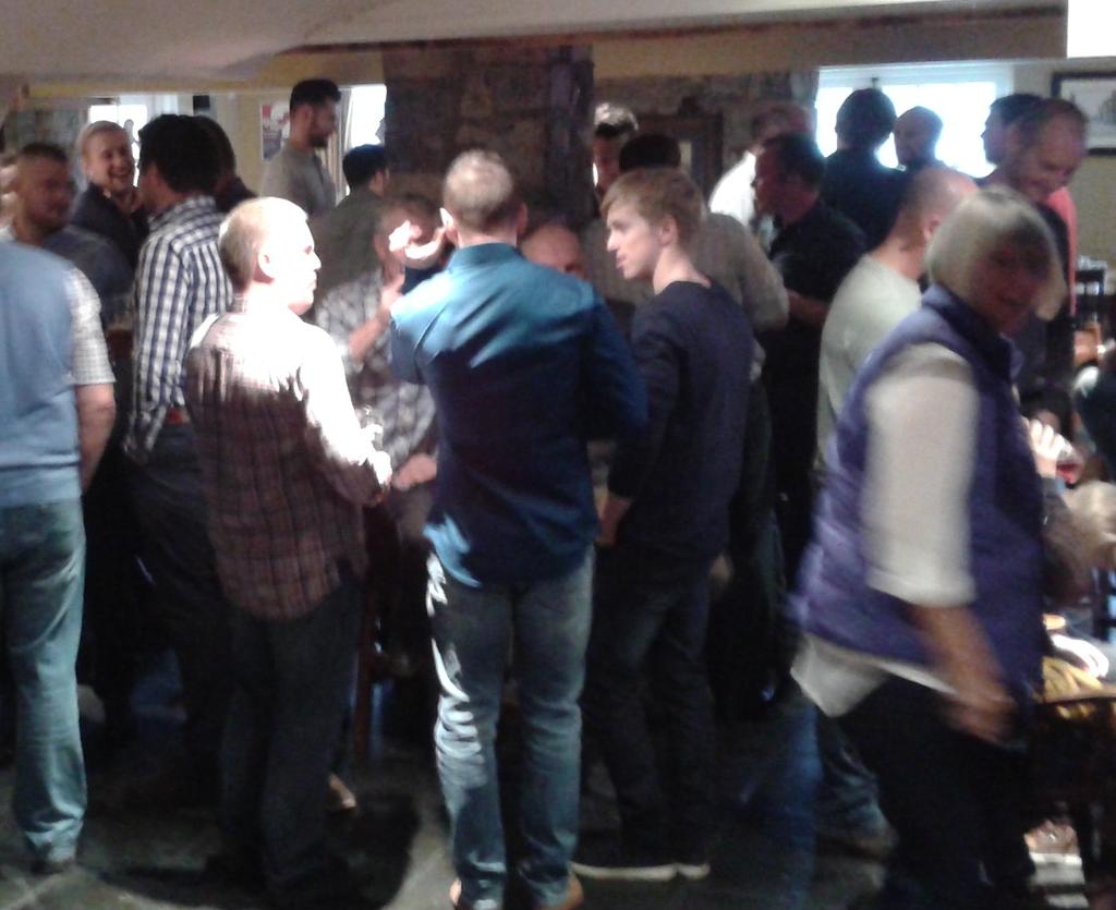 majorblacksmith's tweet photo. The punters arrived early for Thursday's curry night https://t.co/fTGwfC9Pjl