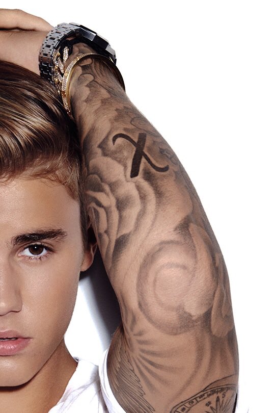secutebelieber's tweet photo. VOTEJustinBieberEMA

#EMABiggestFansJustinBieber https://t.co/gJkeyYU9i6