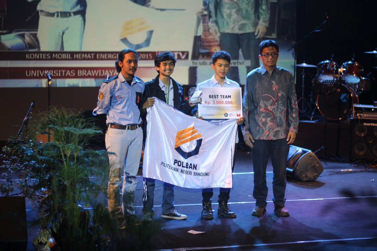 KMHE2015's tweet photo. Best Team Awards
_______________
T.P.O.P 2 - Politeknik Negeri Bandung https://t.co/jbjOmHDrym