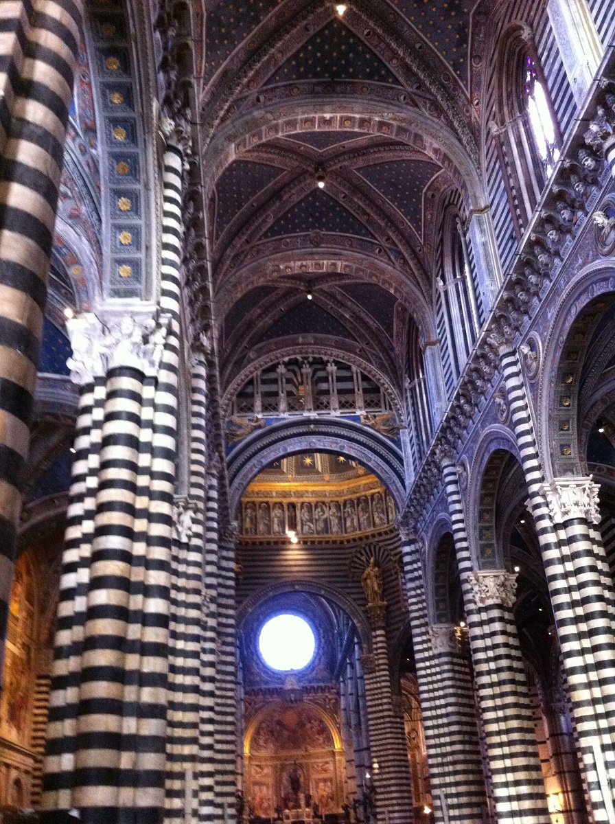 Discover Siena tweet media