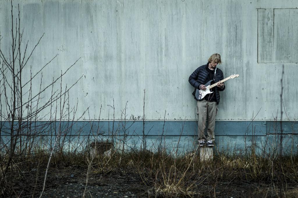 redbull's tweet image. Where words fail, music speaks. 🎶