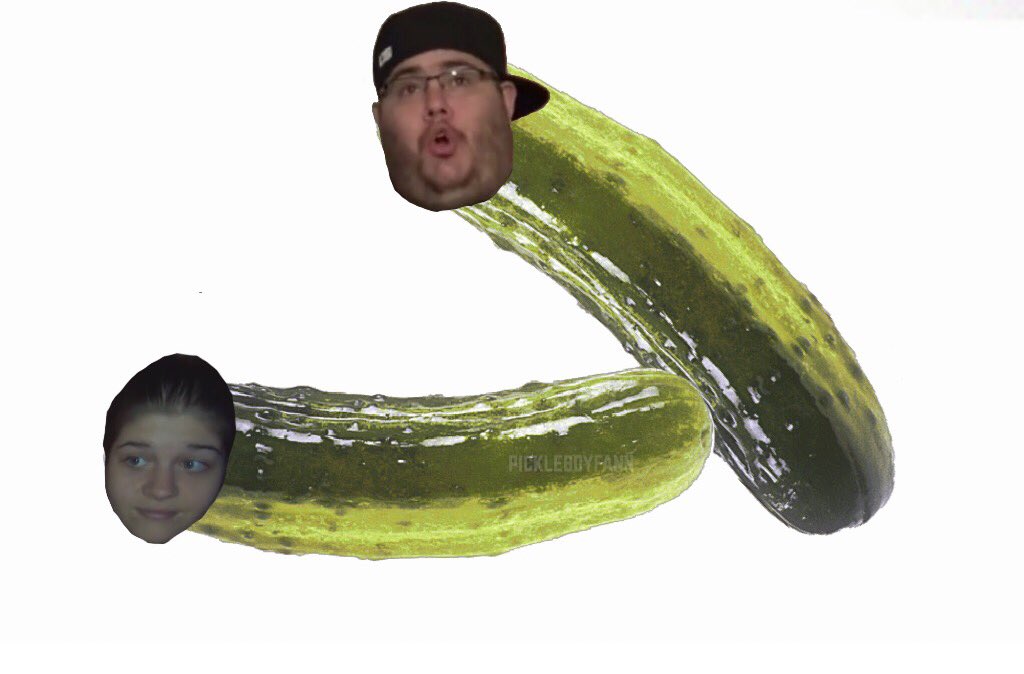 PickleBoyFann's tweet photo. @Lyricoldrap 😂😂 https://t.co/ERa8XLjgjq