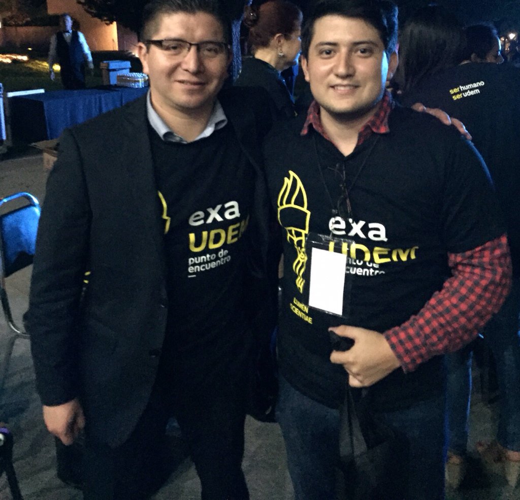doctorbarco's tweet photo. Con el master 🙌 #ExaUDEM #MCP15 https://t.co/uBxtnKHtK1