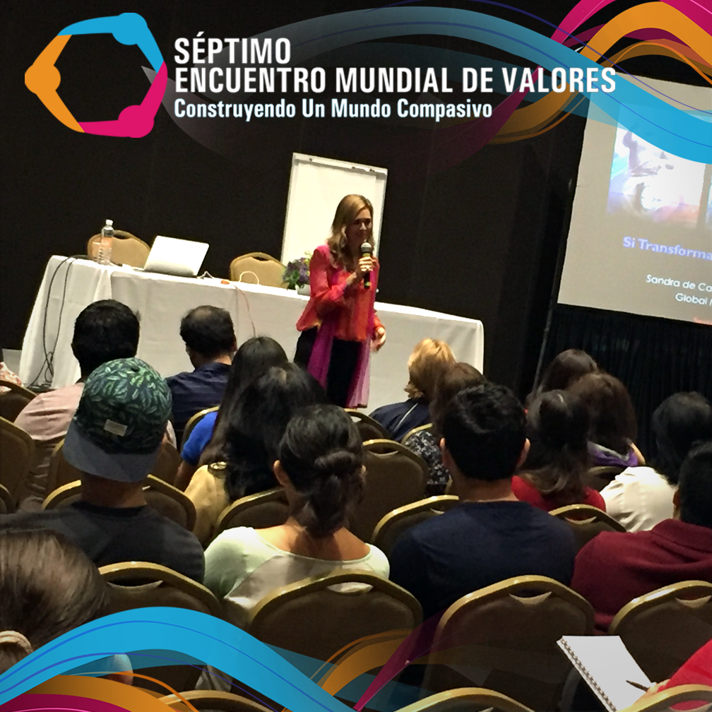 EMValores's tweet photo. .@SandraVisions imparte el #taller Escritores Impulsando la Transformación @gmimpact #EMV2015 https://t.co/5qAQS1YZRu