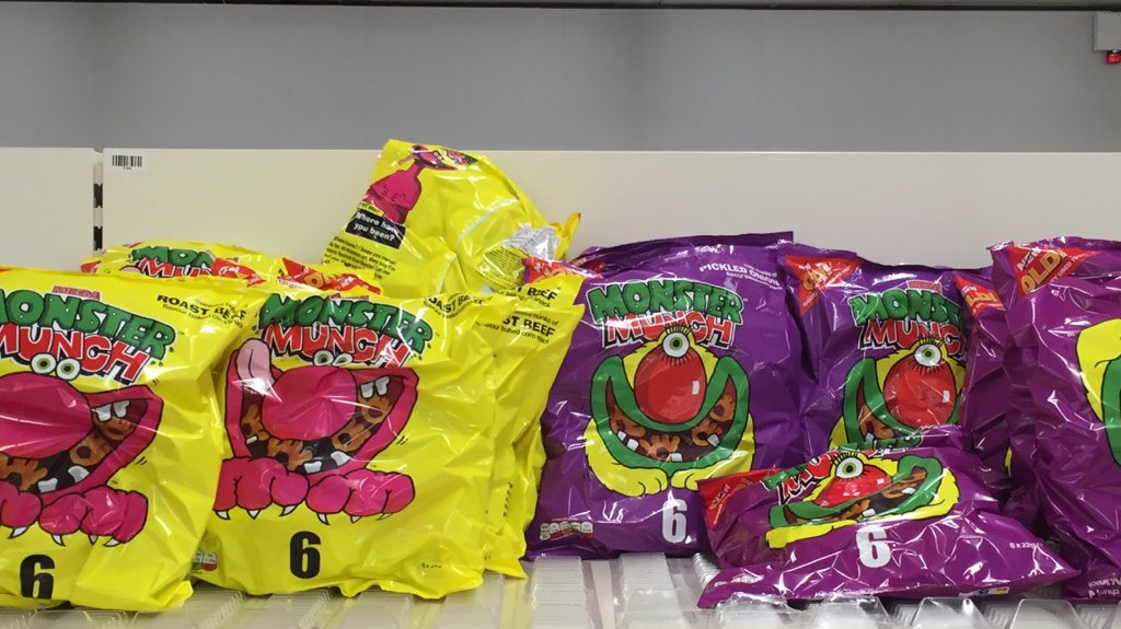 MilesBroadbent's tweet photo. Why the fuck don't you do Flaming hot @walkers_crisps ? https://t.co/DYDtXH4hdn