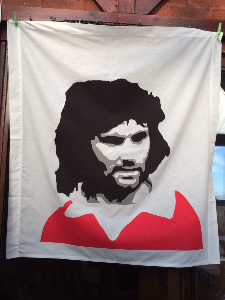 This flag didn't get handed back in today, anyone see it let me know! #jstand #manchesterderby #mufc