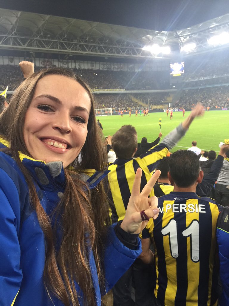 edaerdem14 tweet picture