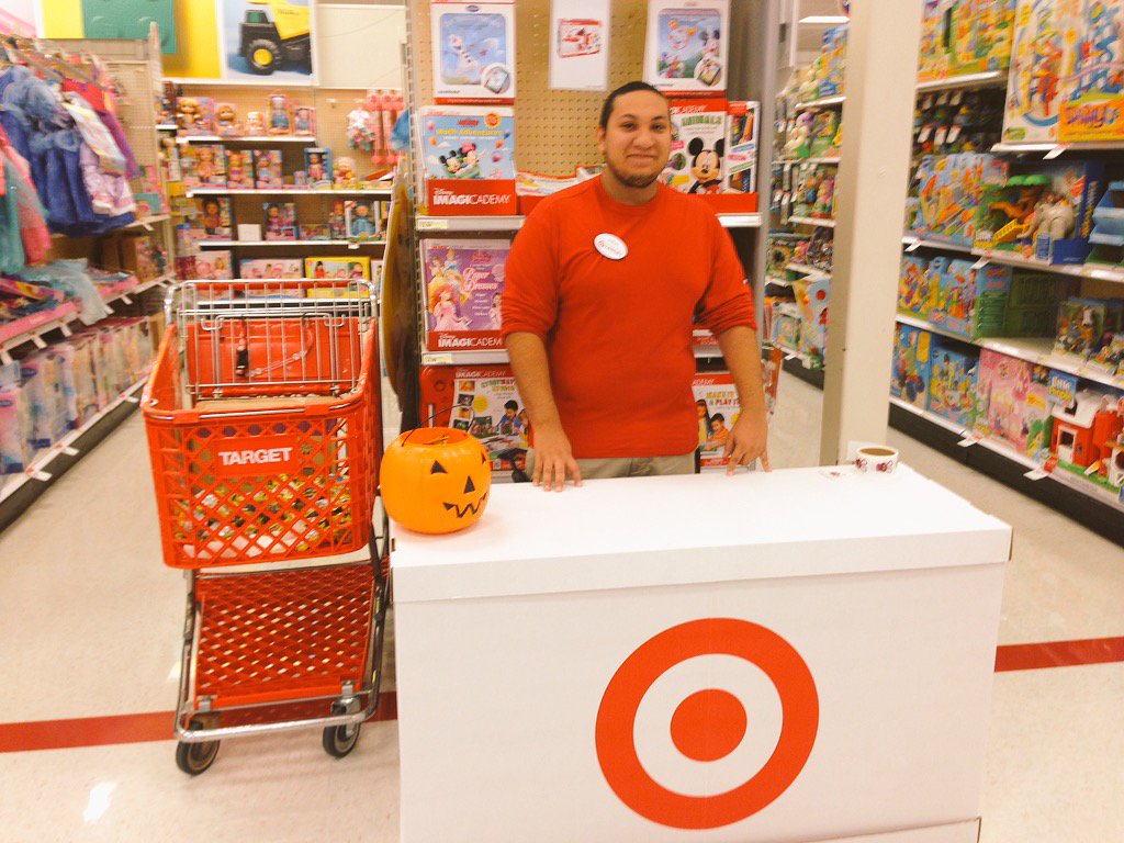T0864's Spooktacular Event is a hit!! #AMAZINGourguests #gosales #spooktacular #T0864
