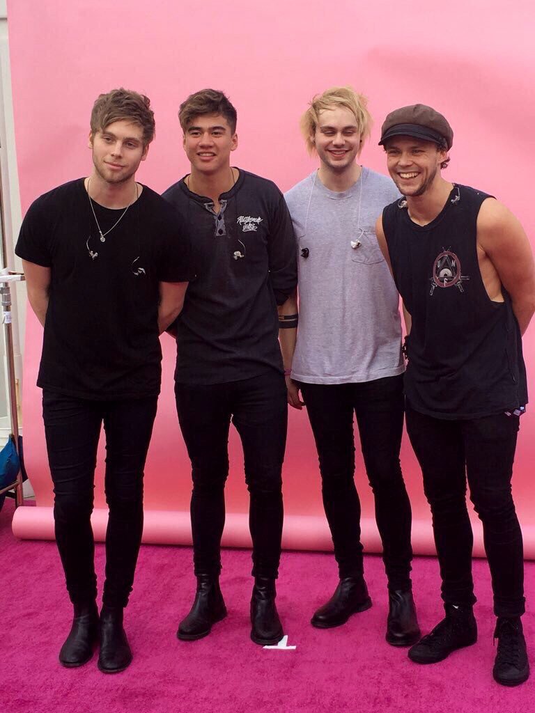 One fifth. One and five. Harmony one. One direction and 5sos. One direction and 5sos.