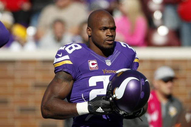 chewing tobacco football Adrian Peterson became sick after reportedly swallowing chewing tobacco on  team flight https://t.co/P9JD0W9DtW