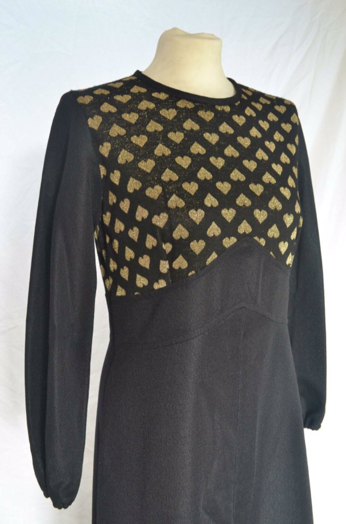 Retro_Vert's tweet photo. Heart this vintage dress! ❤️❤️❤️Ending in an hour... https://t.co/6v0bM1xn88 https://t.co/Z5G1pkdvW1