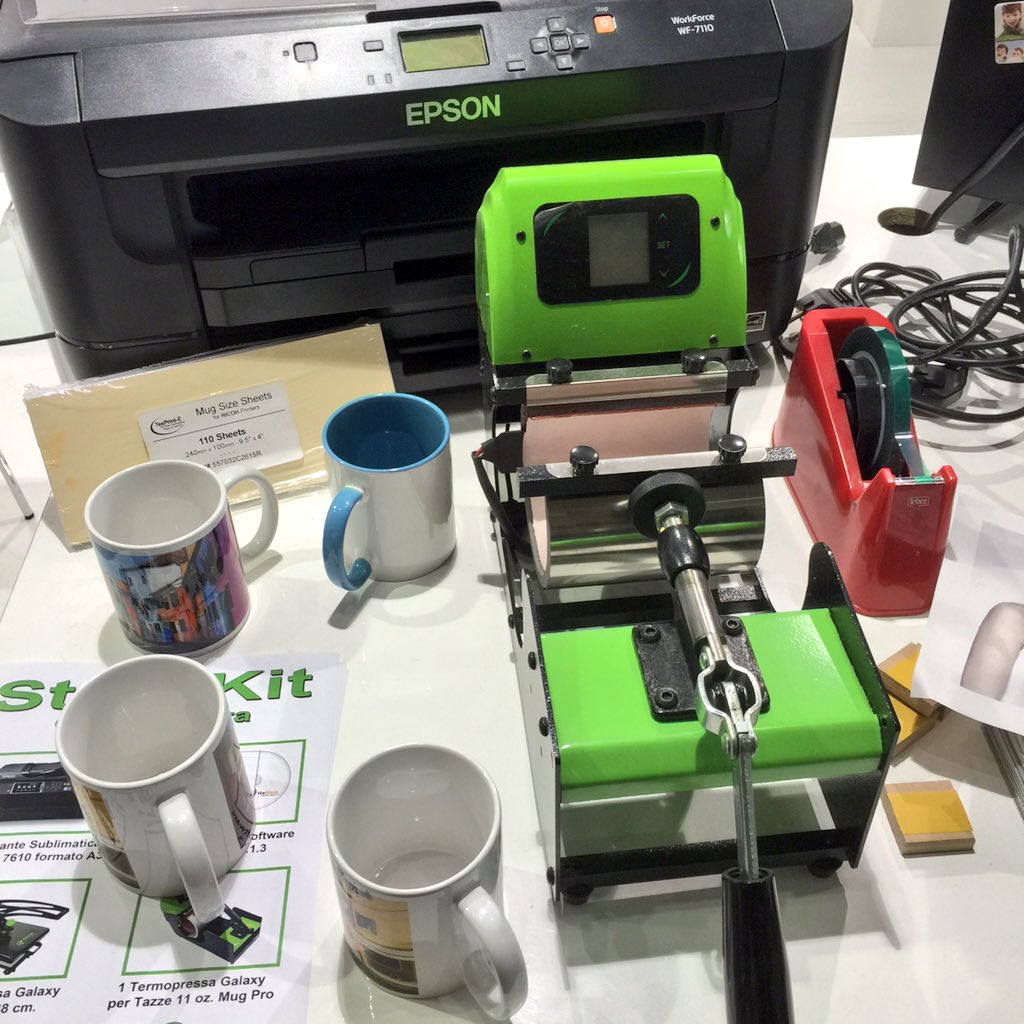 ilariadefilippo's tweet photo. (I have a dream) la stampante a sublimazione e la pressa per le mug โค๏ธ #Photoshow2015 https://t.co/loazpEA5gE