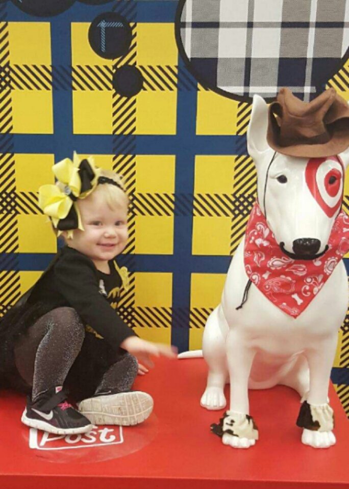BatGirl and Bullseye loving our Sunday Spooktacular! #2429SundayFunday @Gabriela_Rico8  <a href="/DerinBriggs/">Derin</a> <a href="/ConnieDroge/">Connie Droge</a>