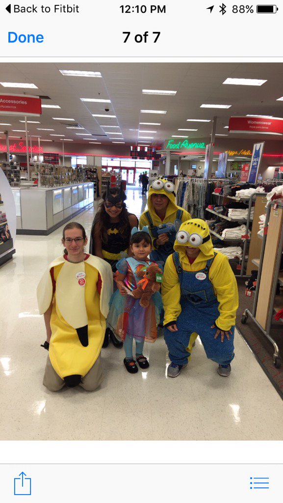 andreac0rtez's tweet photo. My team super excited about  #SpooktacularSunday 🎃@almalorozco @rmunny0128 https://t.co/gew5gMp0ZB