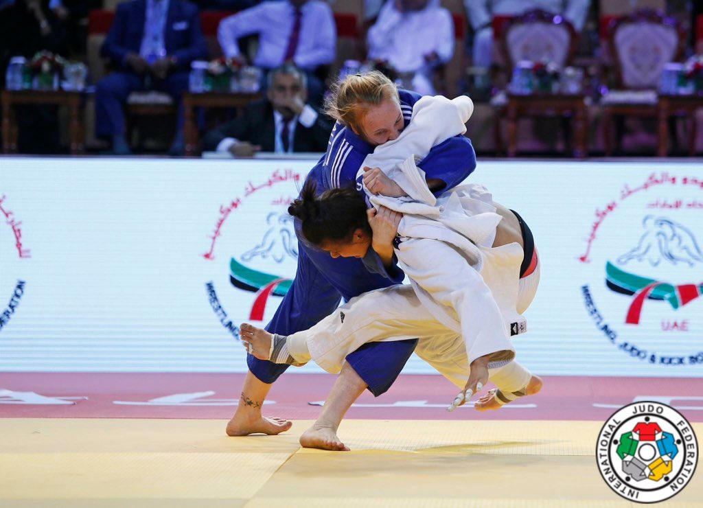 Day 3 report as @lucyrenshallx wins #JnrJudo2015 Bronze britishjudo.org.uk/news/renshall-… 🇬🇧